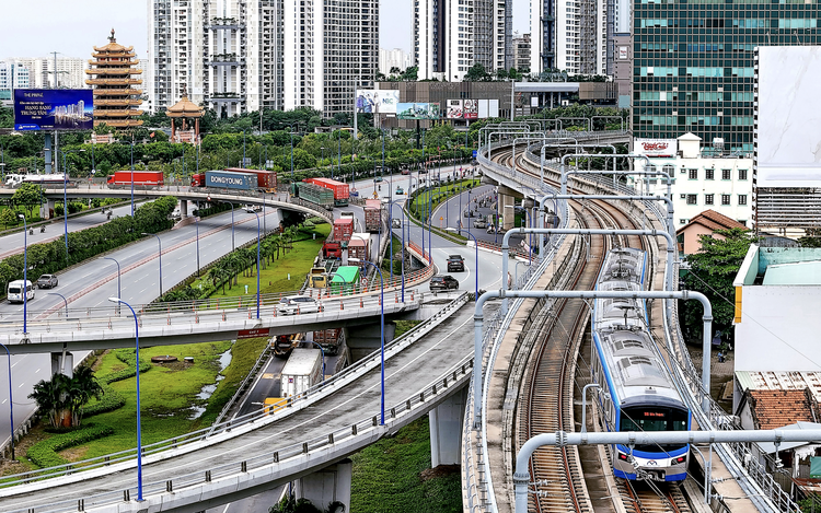 Vietnam targets over $5.5bn in foreign loans for infrastructure in 2026 amid lagging disbursement