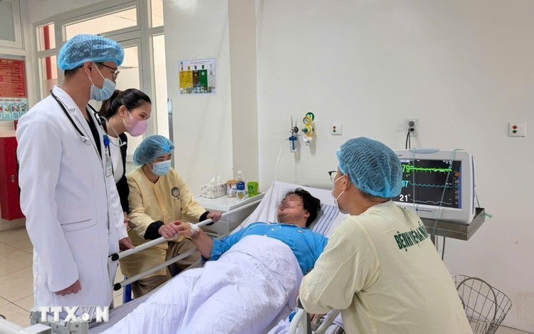 Da Nang doctors save S.Korean tourist from life-threatening cardiac shock