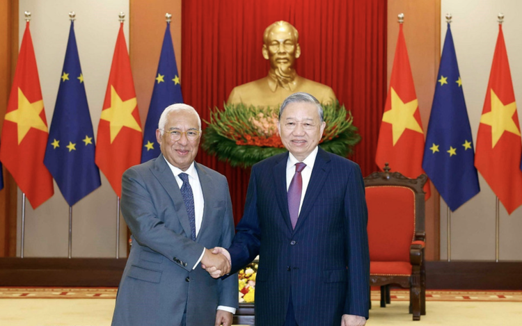 Breakfast @ Tuoi Tre News — January 30
