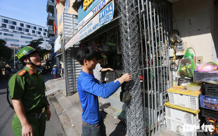 Sidewalk, roadway order in Ho Chi Minh City improves, but challenges remain