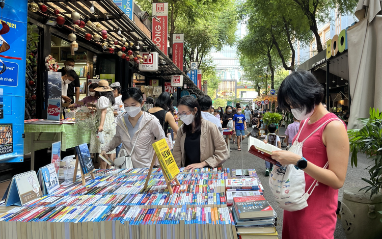 Breakfast @ Tuoi Tre News — January 9
