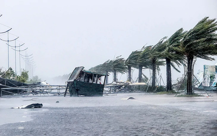 Very strong El Niño may bring fewer storms, rainfall shortages to central Vietnam
