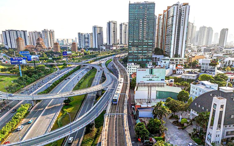 Ho Chi Minh City metro line suspends service for nearly an hour due to power outage