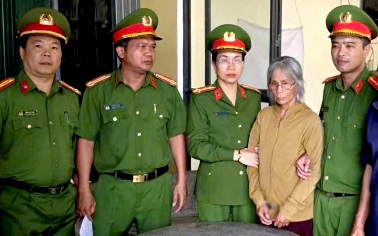 Vietnamese woman arrested after 43 years on the run for killing friend, stealing gold
