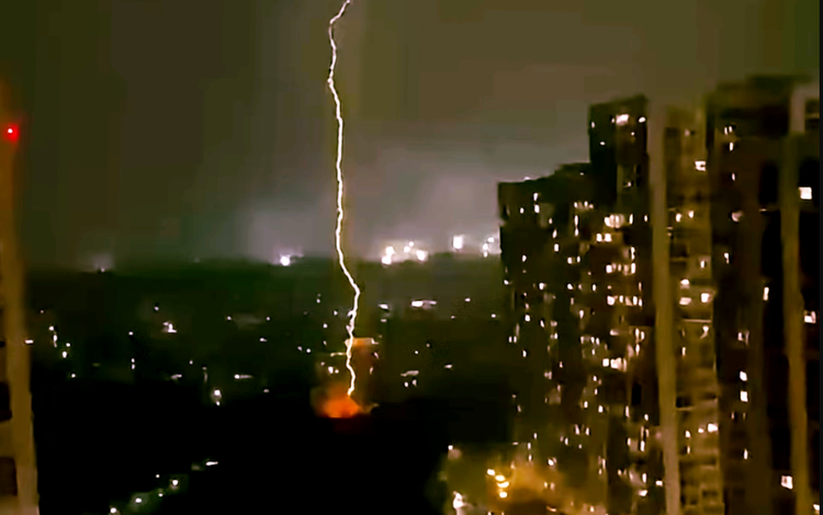 Why have thunder, lightning been so frequent in Ho Chi Minh City?