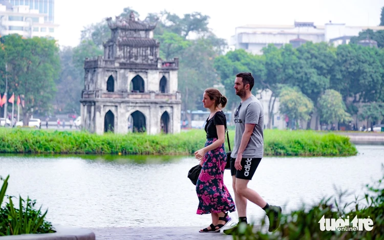 Vietnam for first-timers, beach lovers and nightlife seekers: Where to go?