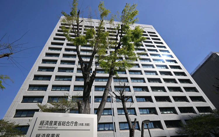 Japan govt, German firm to cooperate on offshore wind power