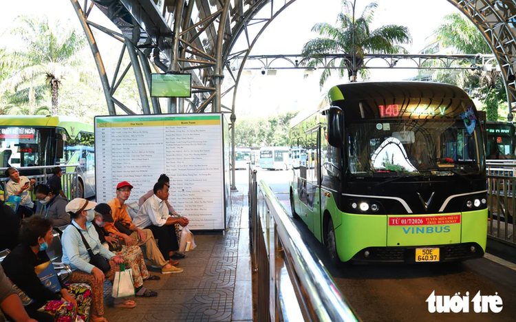 Ho Chi Minh City bus passenger trips exceed 30.6 million after 3 months of free bus services