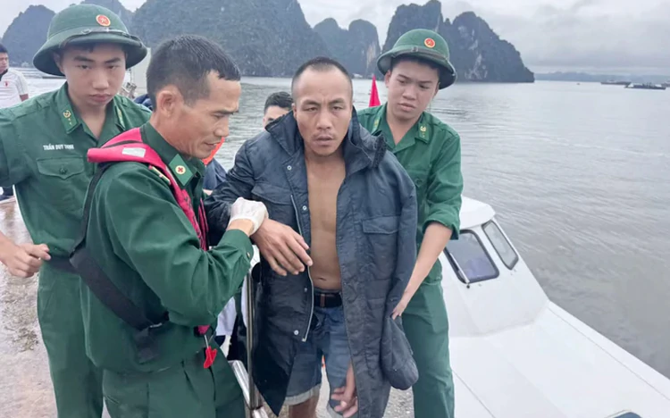 Liberian cargo ship collides with Vietnamese fishing boat, killing 1, injuring 5