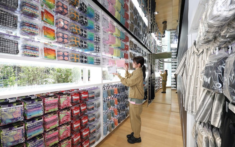 Convenience stores beef up apparel to attract young shoppers