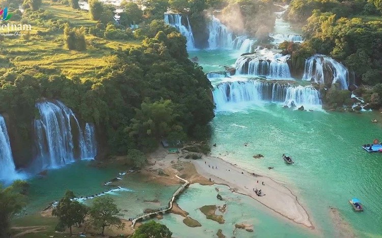 Vietnam climbs seven spots to 52nd in WEF tourism index