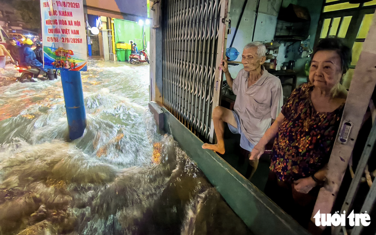 Why are Ho Chi Minh City flood-prone areas now flooding for longer?