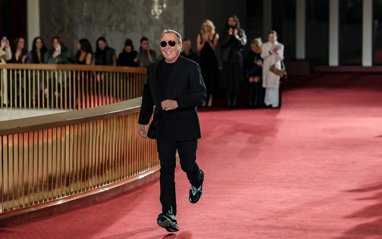 Michael Kors brings 'New York chic' to NY Fashion Week with latest collection