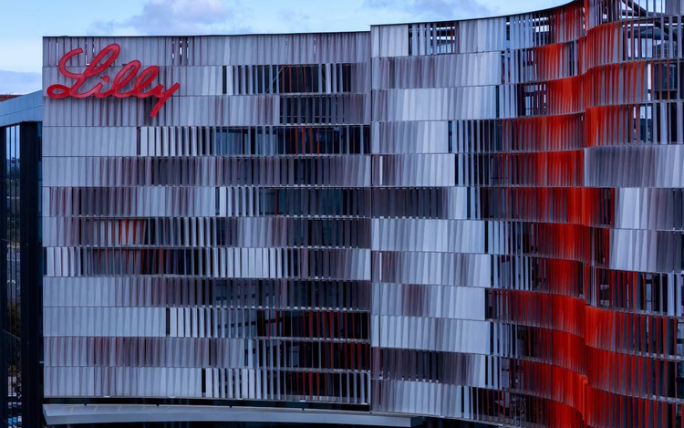 Eli Lilly builds $1.5 billion stockpile of weight-loss pill ahead of FDA decision