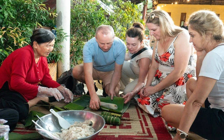 Vietnam ranked world’s cheapest country for travel, expat living: French media