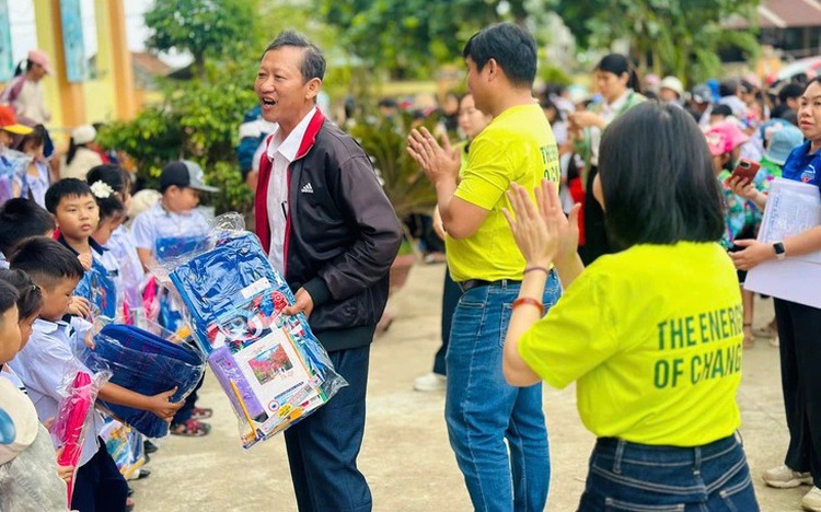 GE Vernova Foundation supports children, communities in Vietnam’s disaster-hit areas