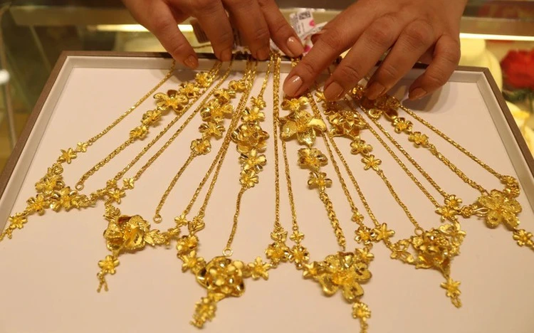 Vietnam gold bucks global trend as world demand hits record high