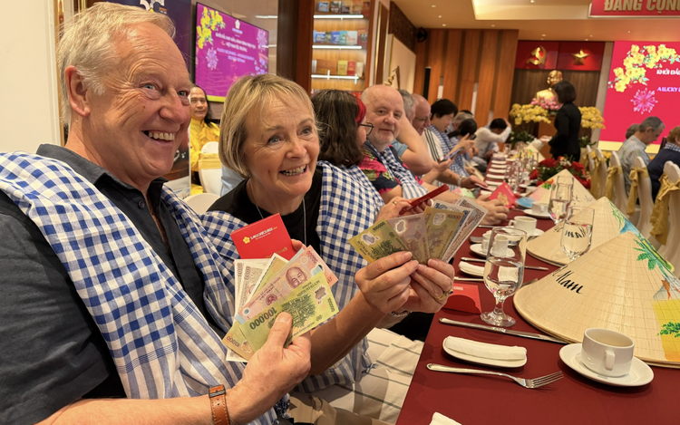 Breakfast @ Tuoi Tre News - February 22