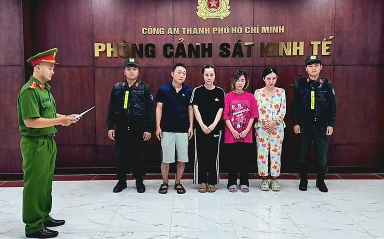 Ho Chi Minh City police indict 4 over sales of more than 10,000 fake perfume bottles