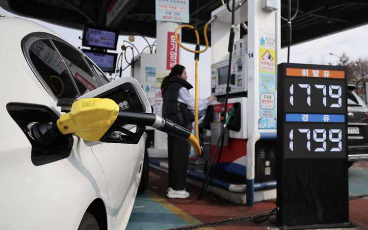 IEA called for emergency oil stock release at G7 meeting, Japan says