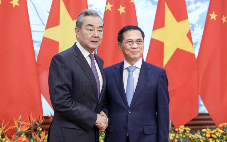 China willing to import more goods from Vietnam