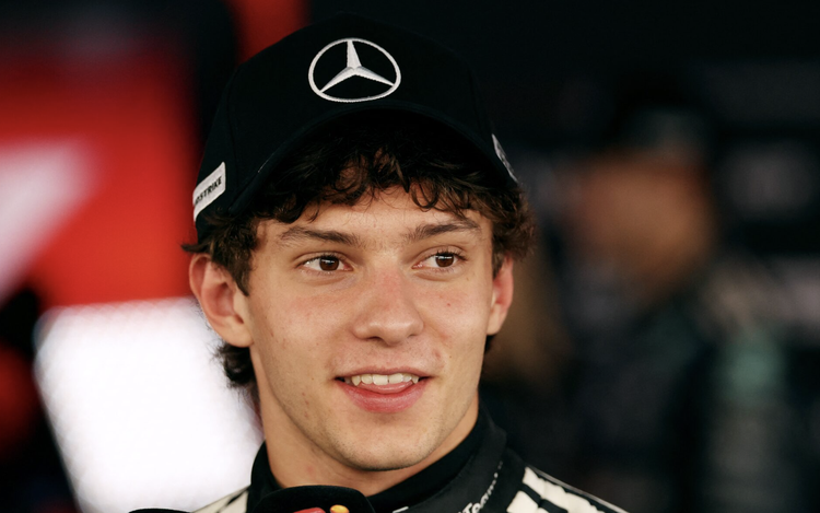 Italian teenager Antonelli wins Japanese GP to take championship lead