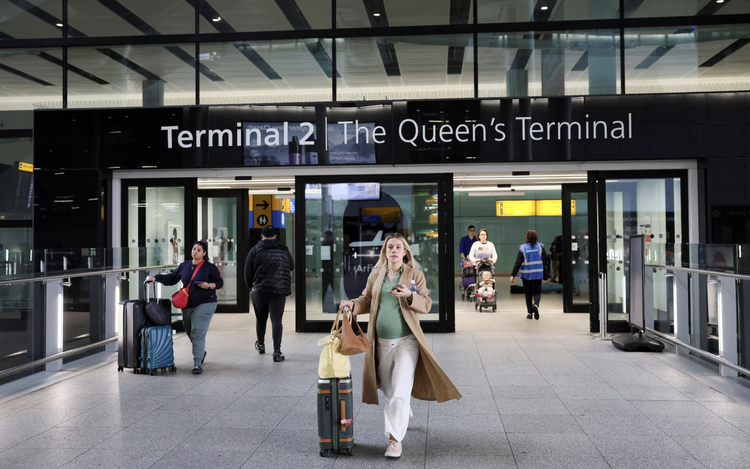 Asian airlines report Europe demand surge as Gulf hub disruption shifts traffic