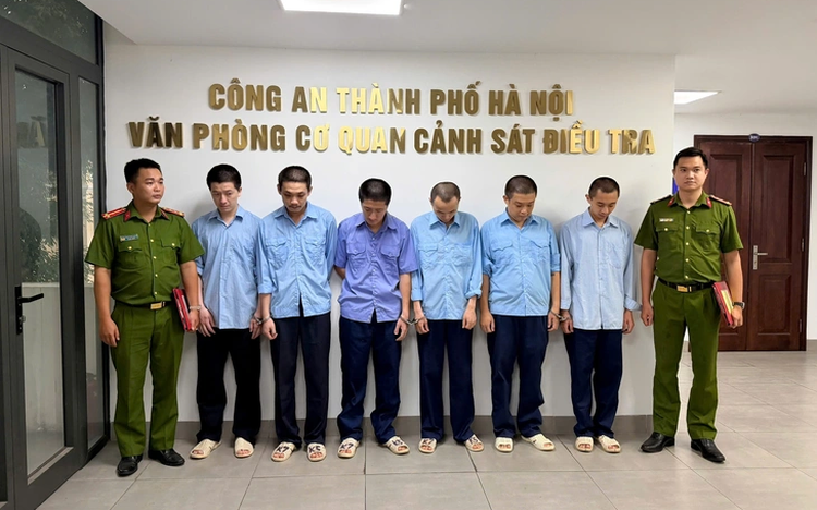 Hanoi police bust ring trafficking 300kg of gold from Hong Kong