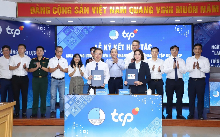 TCP continue partnership with Central Committee of Vietnam Youth Federation to energize young people