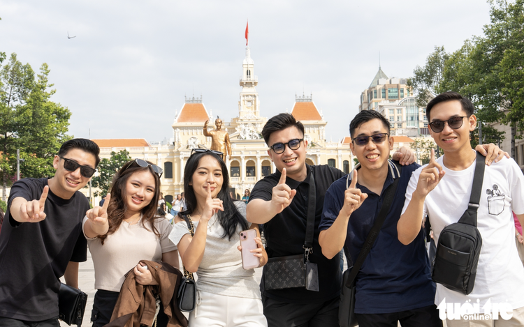 Nearly 1,000 Indonesian travelers visit Ho Chi Minh City for ‘pho,’ coffee experience