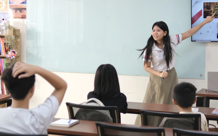 English learning challenges persist as Vietnamese educators promote thinking-based method