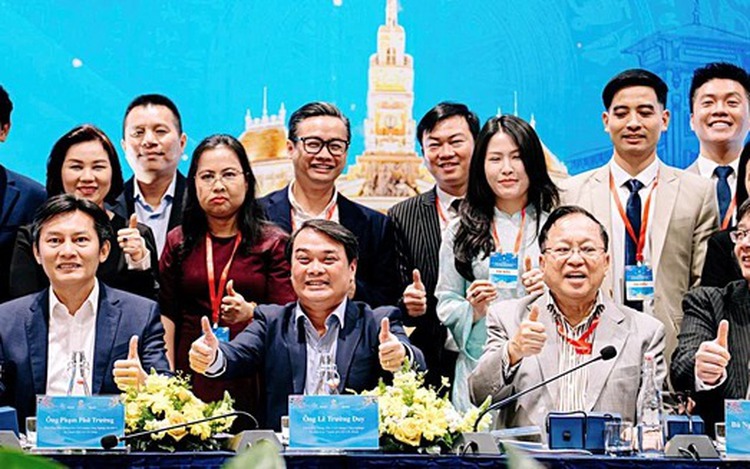 Returning Vietnamese talent, foreign experts key to financial hub ambitions: German professor