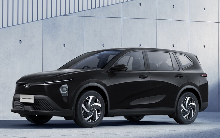 Vietnamese EV maker VinFast teams up with international partners to advance self-driving technology