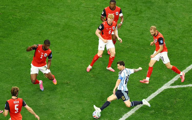 Messi breaks World Cup scoring record with a stunning double