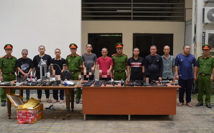 Ho Chi Minh City police arrest 30 when busting Facebook-based illegal firearms trafficking ring