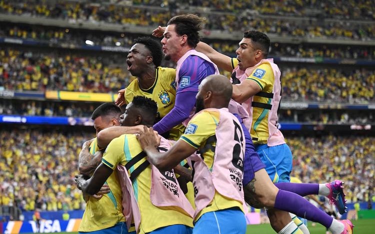 Martinelli to the rescue as Brazil edge Japan 2-1 in last 32