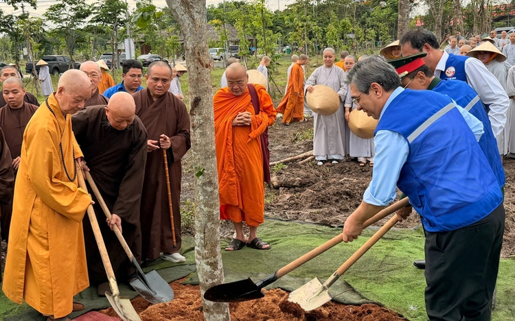 Ho Chi Minh City expands ‘Great Unity Garden’ model to promote green living