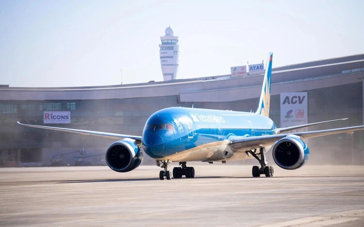 Long Thanh airport targets December 1 launch with 20-50% service fee cuts for airlines