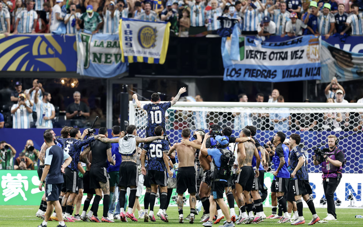 Argentina late show sinks England and sets up World Cup final against Spain