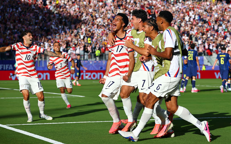 US keep World Cup dream alive with gutsy win over Bosnia