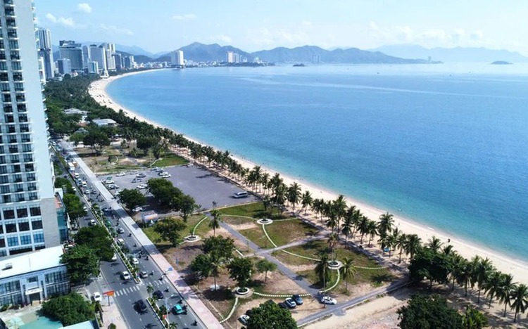 Vietnam's Khanh Hoa eyes seaplane tourism after Ha Long service suspension