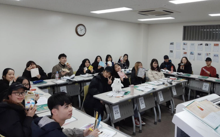 Riding the wave: Vietnamese students adapt as global study-abroad trends shift