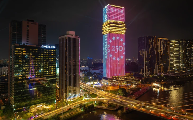 Saigon Marina IFC Tower lights up to mark 250 years of US Independence Day