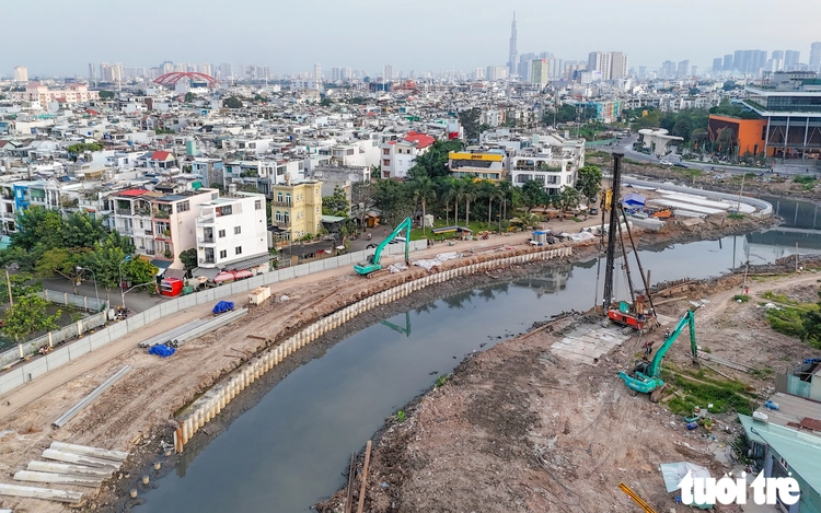 Ho Chi Minh City struggles with disposal of 17.2m cubic meters of canal sludge