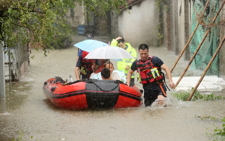 Mudslide in eastern China kills one, more heavy rain expected