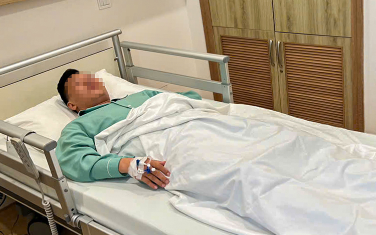 Tourist seeks injury assessment after being assaulted for objecting to public urination on Nha Trang beach