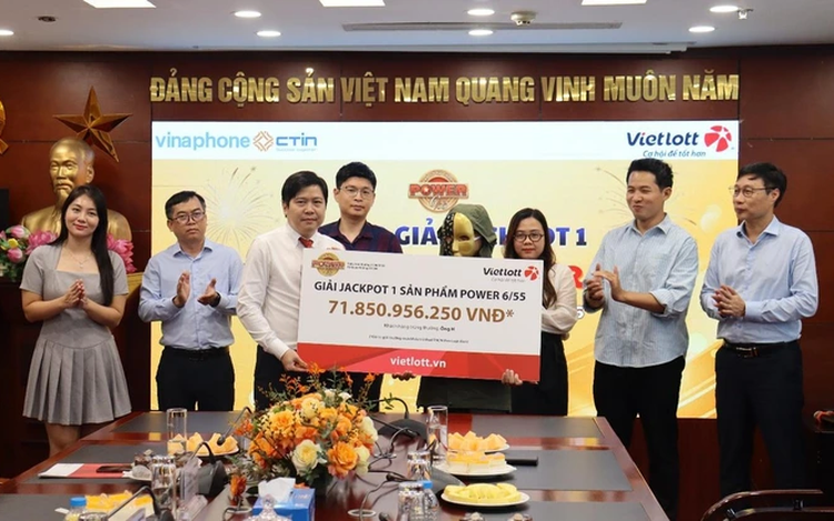 Vietnam man wins nearly $2.8mn Vietlott jackpot, his 1,103rd prize