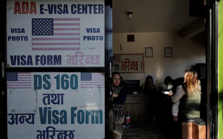 Trump administration issues pause on visa appointments for applicants worldwide