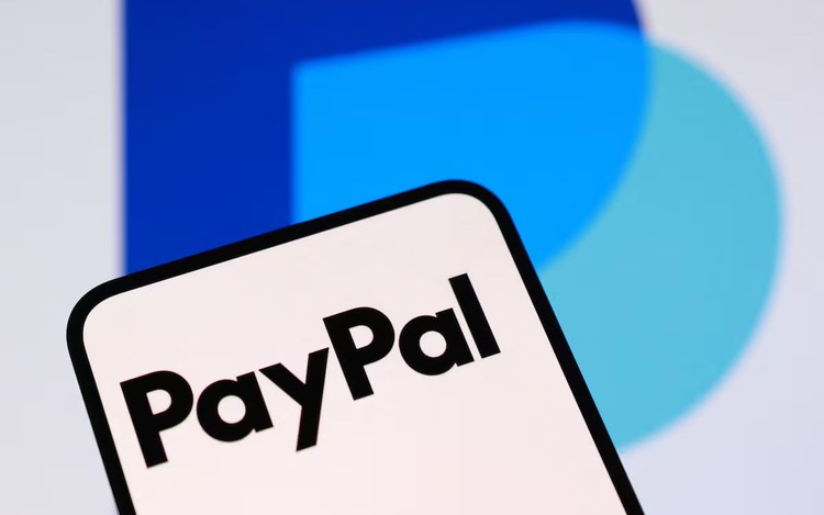 PayPal shares tumble on report Advent-Stripe consortium drops buyout bid