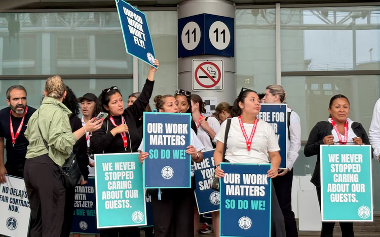 WestJet flight attendants go on strike after talks fall through, grounding flights